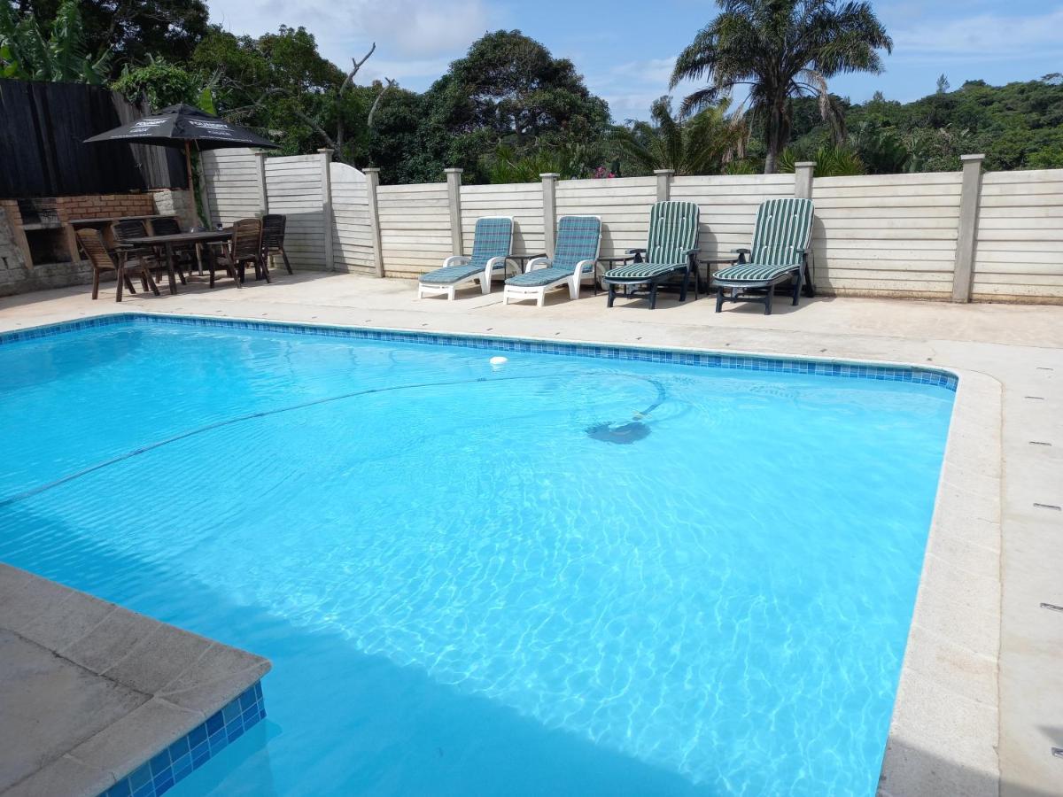 Poolside Guest House Port Shepstone Eksteriør bilde