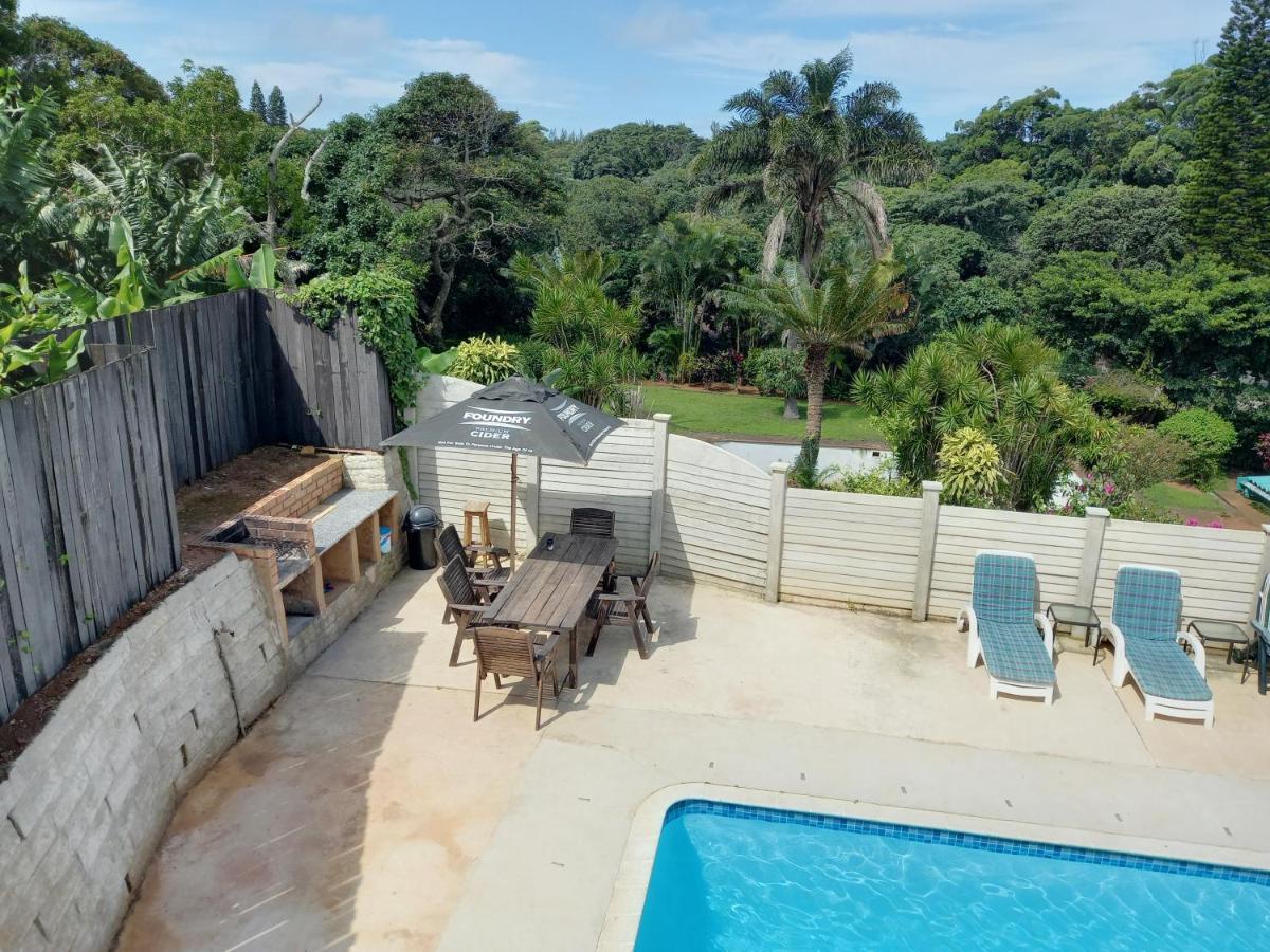 Poolside Guest House Port Shepstone Eksteriør bilde