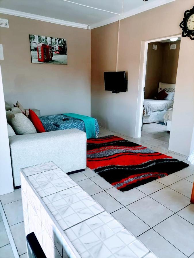 Poolside Guest House Port Shepstone Rom bilde