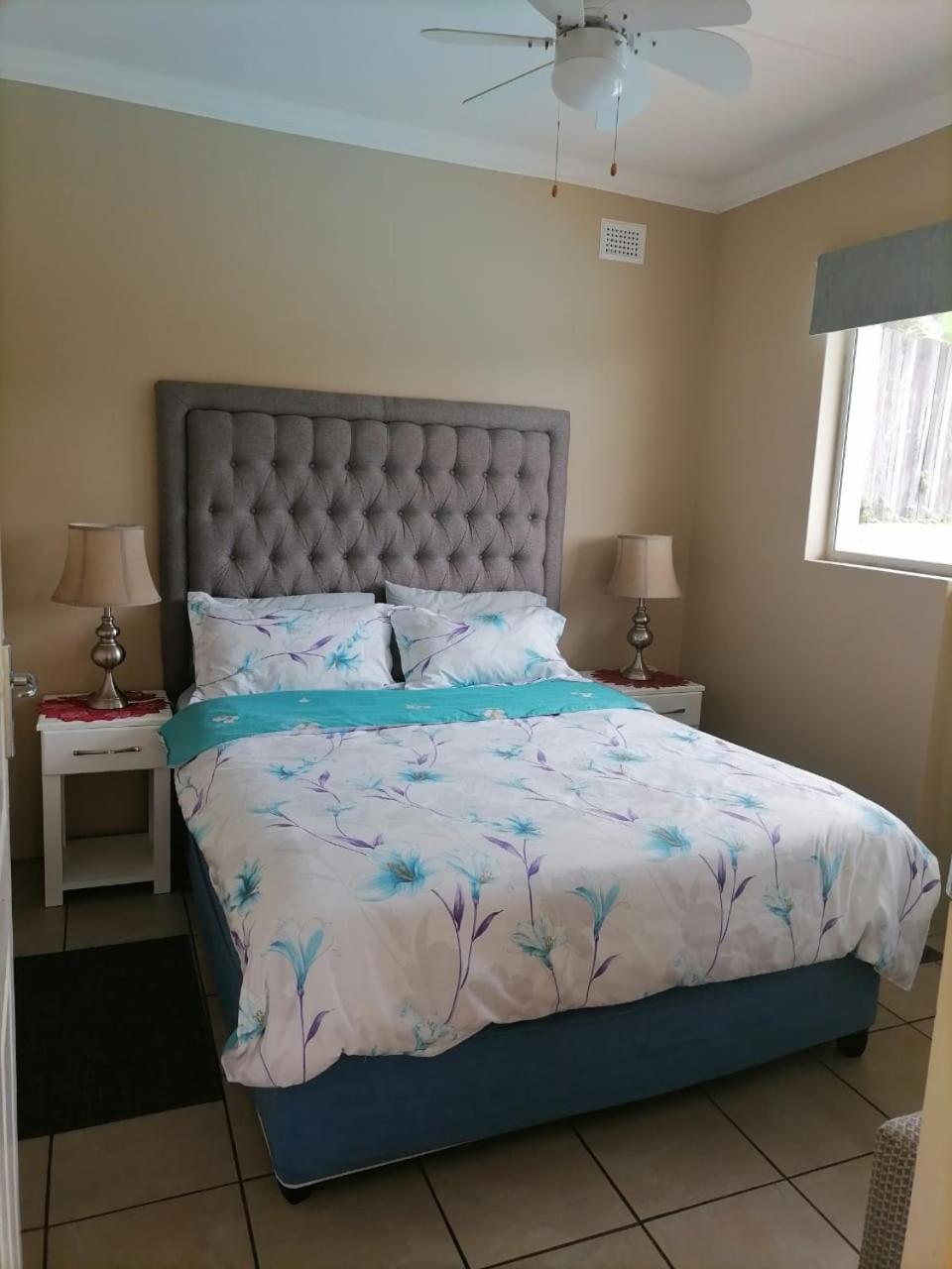 Poolside Guest House Port Shepstone Rom bilde